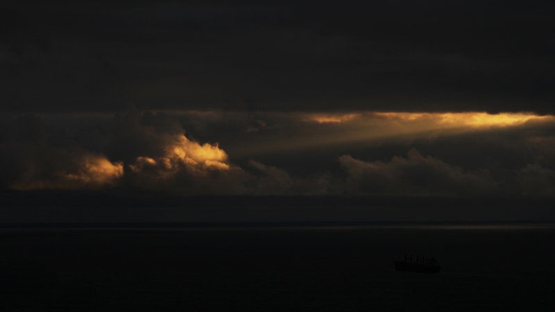 云 黑暗 光 风景壁纸