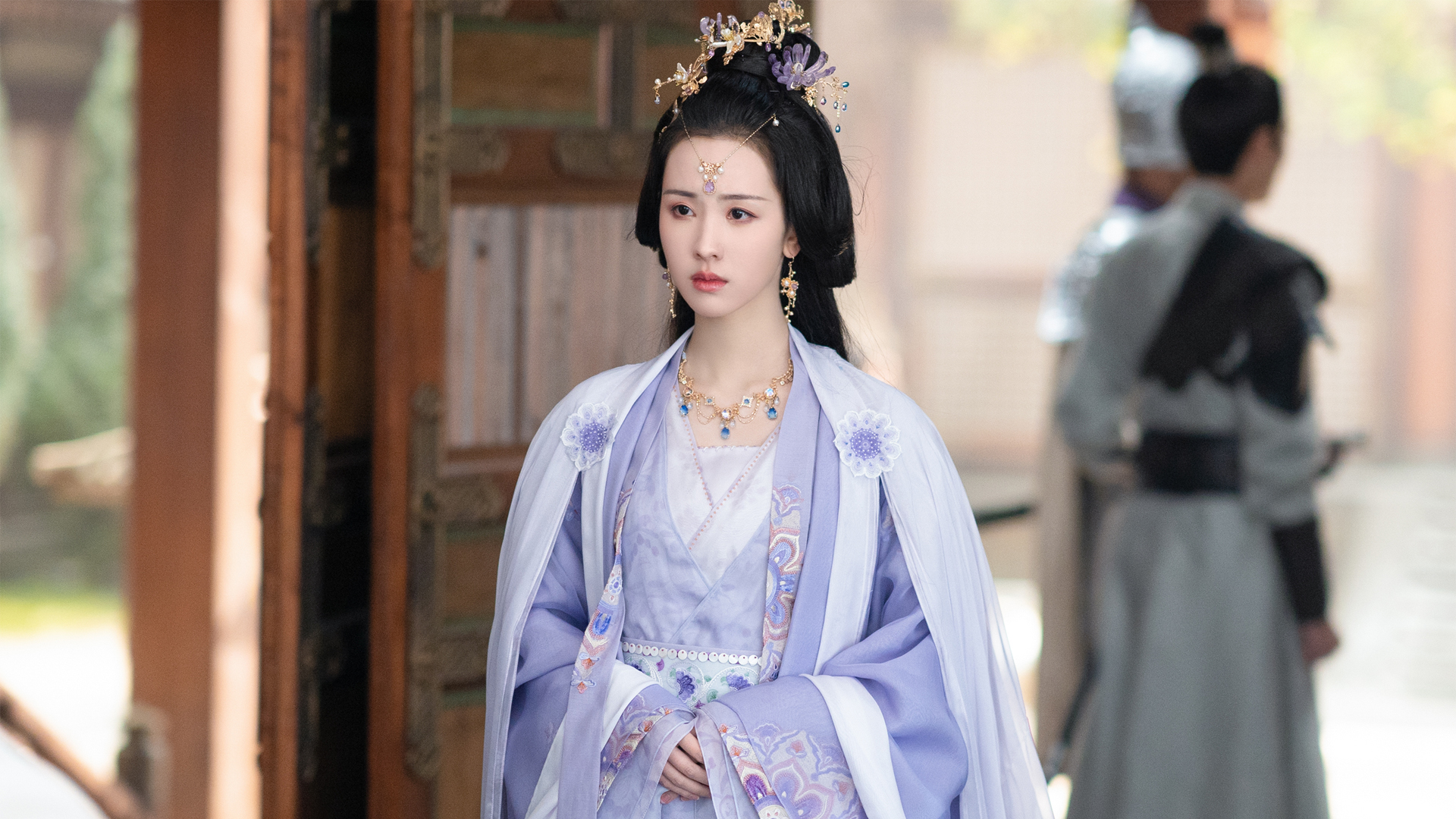 《长月烬明》陈都灵的剧照电脑壁纸_高清影视壁纸