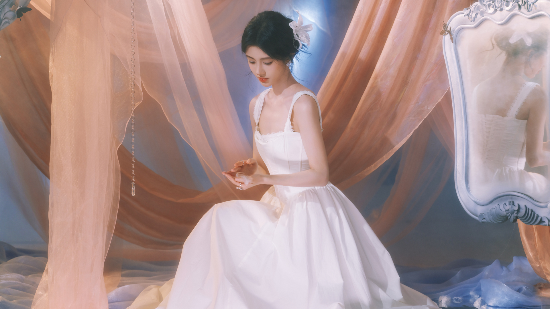 白色裙子靓丽美女 鞠婧祎壁纸_高清美女壁纸