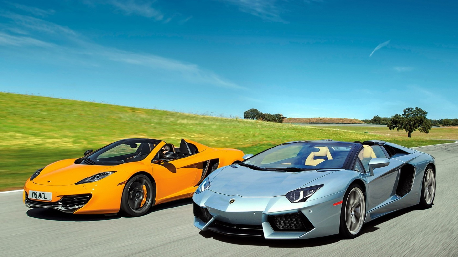 兰博基尼 迈凯轮的Aventador LP700-4 MP4-12C跑车壁纸_高清汽车壁纸