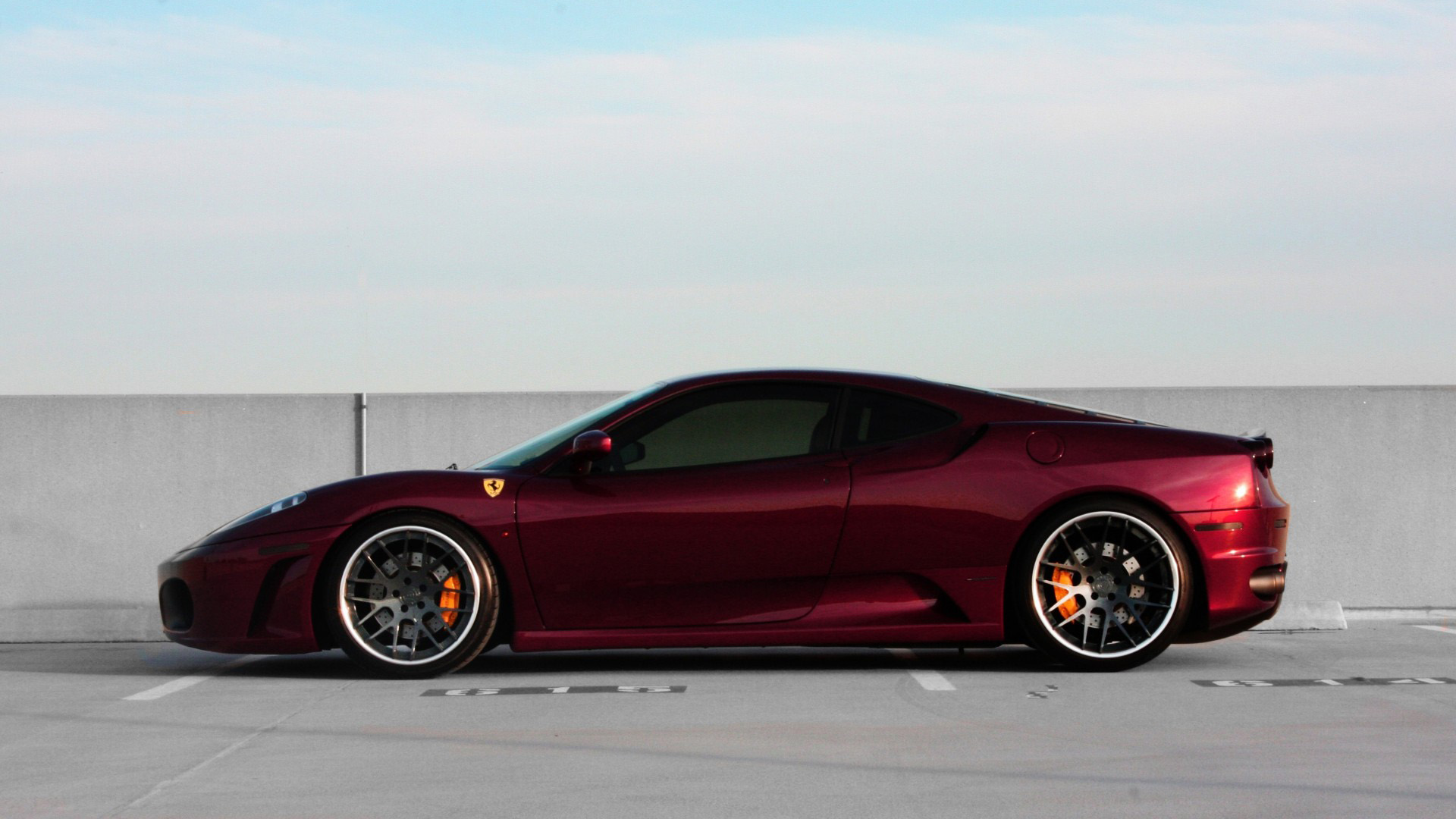 红色法拉利电脑电脑桌面汽车壁纸_高清汽车壁纸