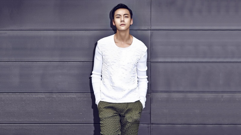 陈伟霆时尚写真电脑桌面人物壁纸_高清人物壁纸