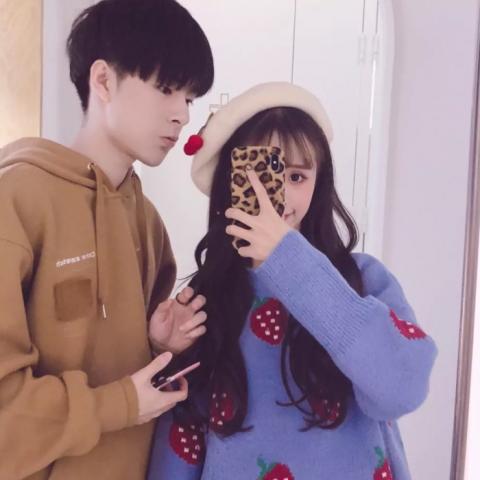 24张高清潮流时尚情侣头像 QQ专属一对装合集