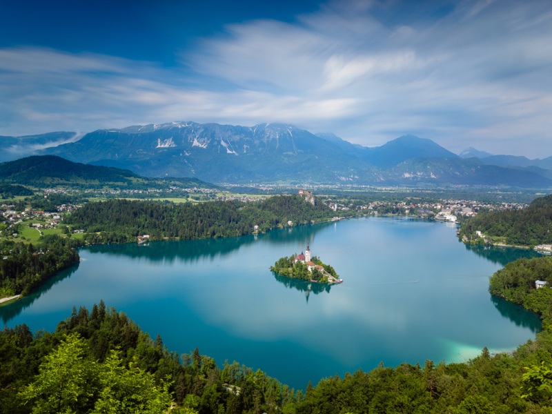 斯洛文尼亚布莱德湖心教堂绝美风景电脑壁纸