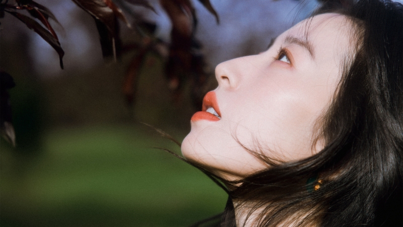 周雨彤侧脸高清美女壁纸上线 多尺寸可选