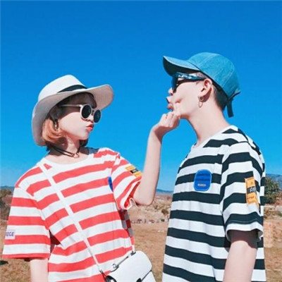 24张高清好看的唯美双人情侣头像合集