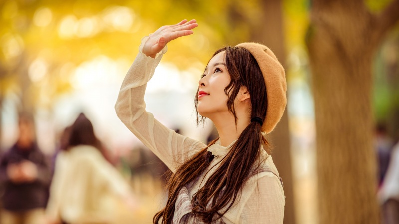 秋天清纯美女高清壁纸推荐来了