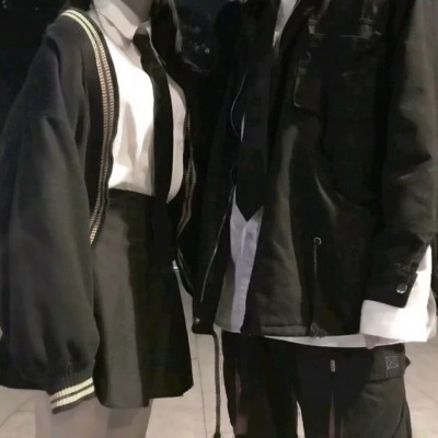 16张不露脸双人情侣头像 高清个性款直接存