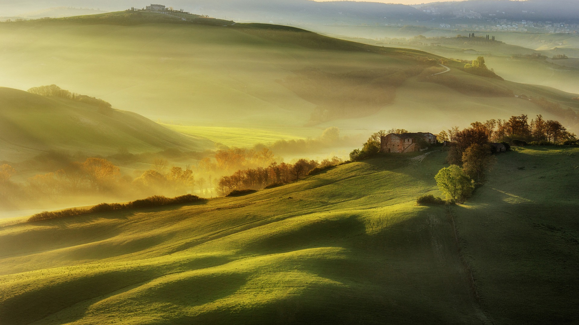 意大利托斯卡纳上午风景 一键当电脑动漫壁纸