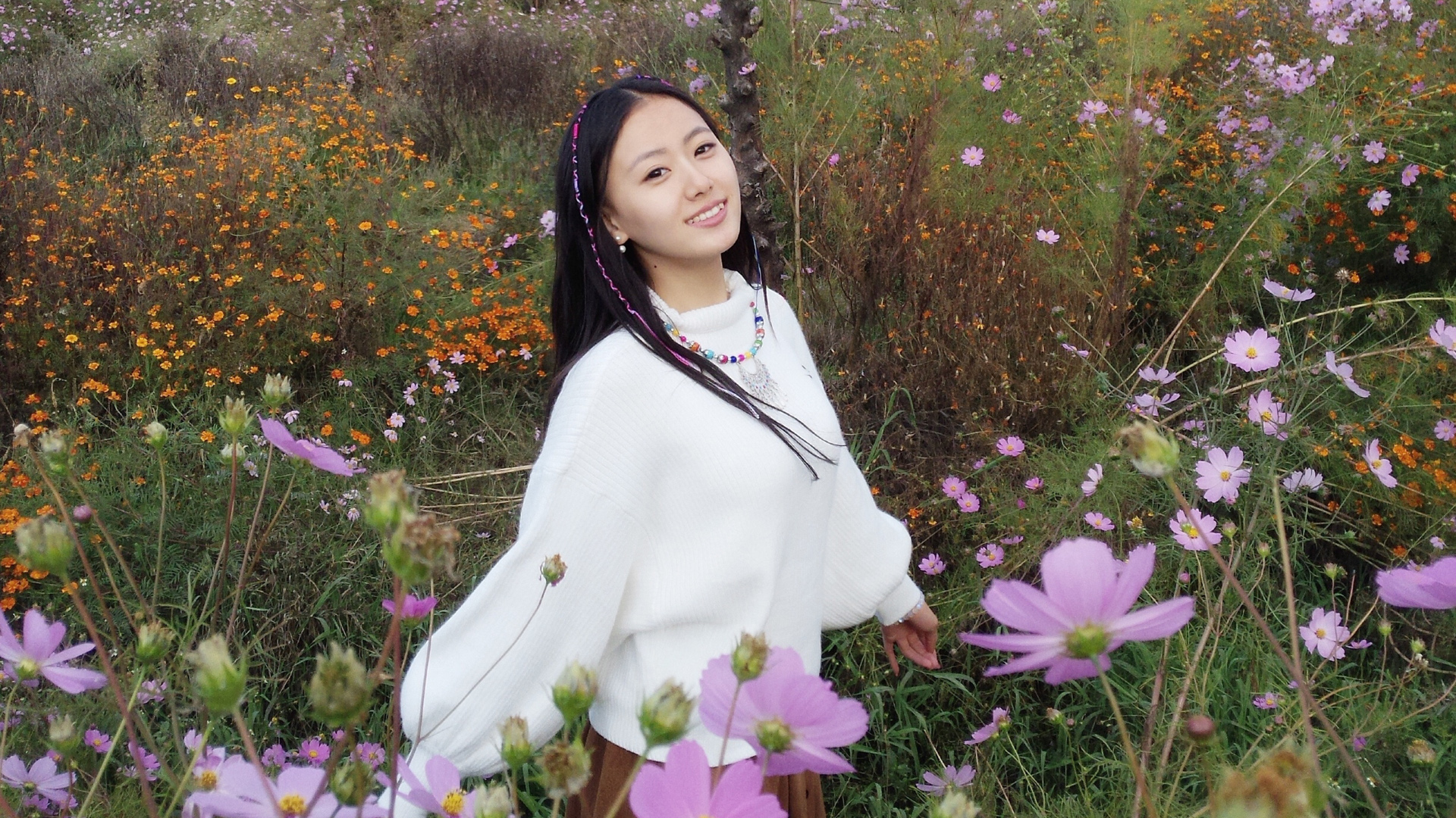 李嘉雯小清新风格电脑桌面壁纸上线 多款高清尺寸可选