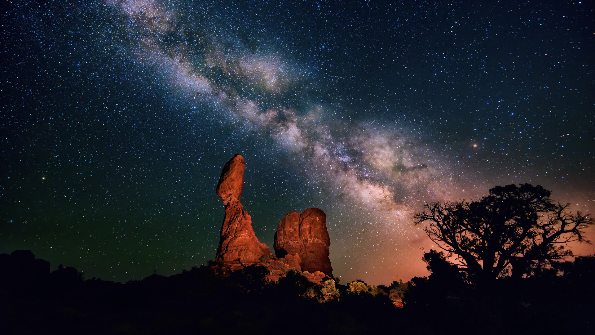 夜晚星空银河宽屏电脑壁纸推荐