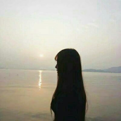 28张高清背影情侣头像 氛围感拉满的QQ情侣专用图