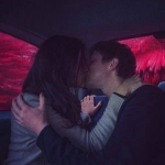 超甜接吻情头合集！ins风狗粮必备的12组亲亲情侣头像