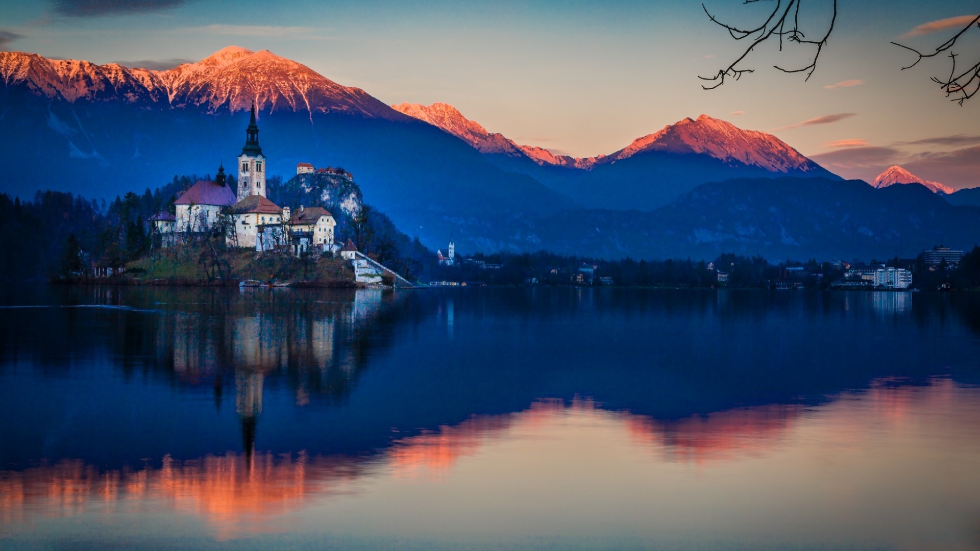 日落山群峰湖教堂绝美风景壁纸合集