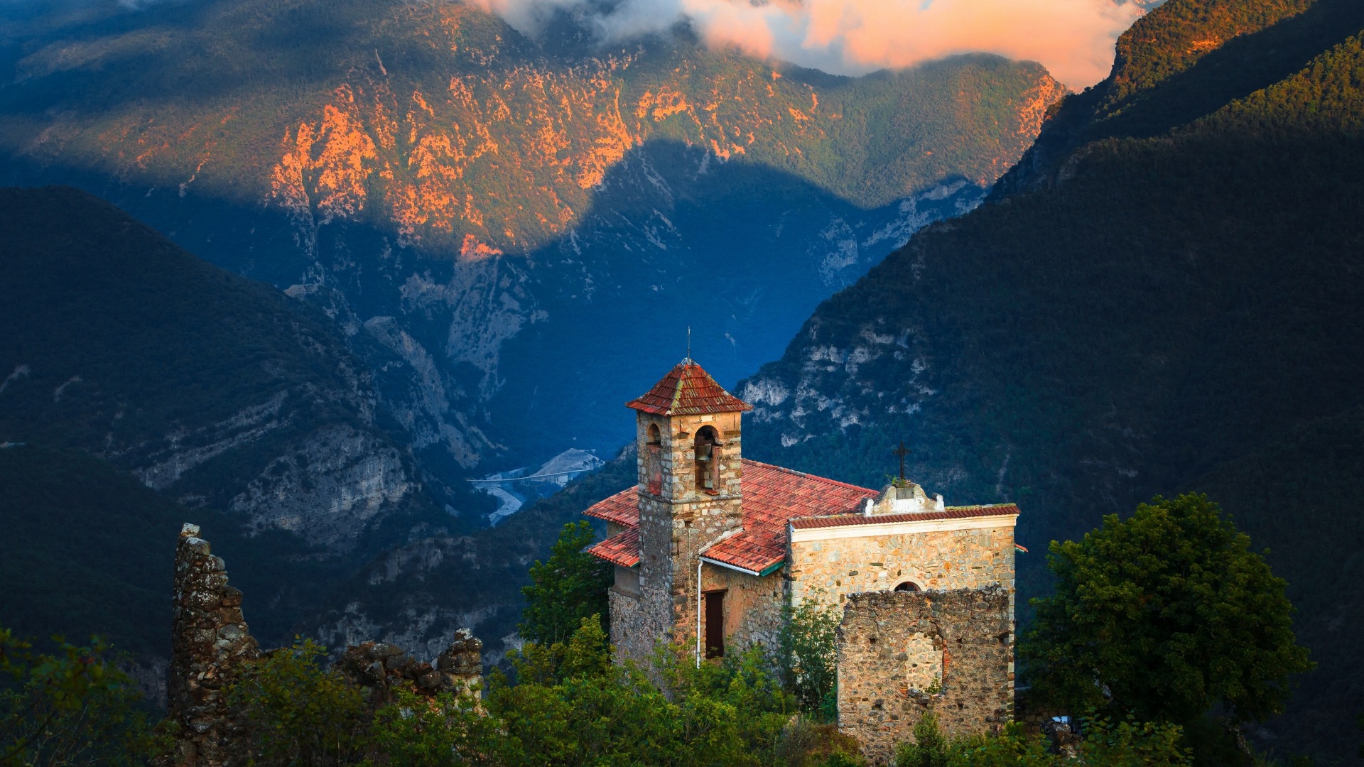 普罗旺斯阿尔卑斯蓝色海岸！这套高山风景动漫电脑壁纸太绝了