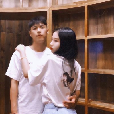 20张高清时尚高冷情侣头像合集