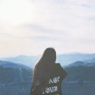 情侣背影头像一对两张！这里有18张高清分开款情头