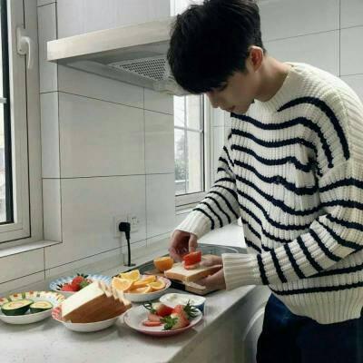 难找又好看的一男一女情侣头像 20张稀有款分享