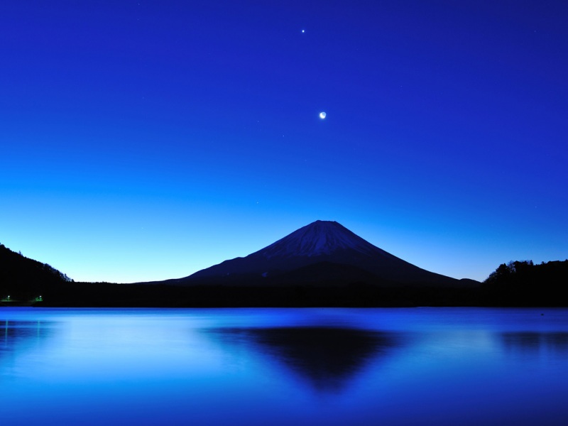 氛围感拉满！寂静湖畔高清风景壁纸合集