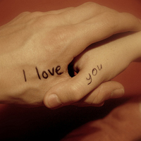 30张超甜情侣牵手头像合集 氛围感拉满的唯美手牵手情头