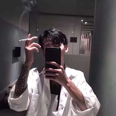 情侣手机控专属！一男一女高清情侣头像合集共26张
