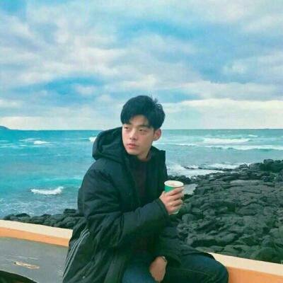 14组浪漫海边情侣头像 一男一女成对高清图