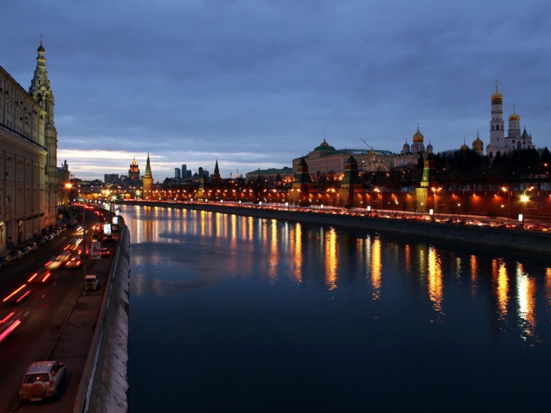 莫斯科夜景河畔灯火 电脑动漫风景壁纸