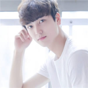 情侣时尚一左一右情头 12张高清新潮情侣头像合集