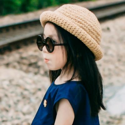 32张超萌小孩情侣头像 高清可爱一对两张直接用