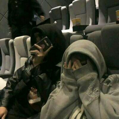 10组不露脸情侣头像 高清一对两张的男女情头来了