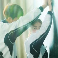 穿校服的学生情侣头像 22张清新纯爱情头一对两张