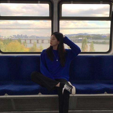 24张高清潮流时尚情侣头像 QQ专属一对装合集