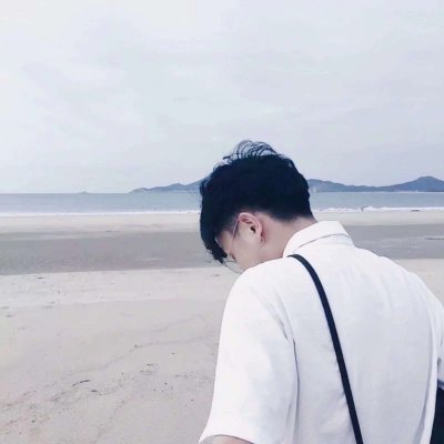 微信情头一对侧脸！28张高清好看的一男一女侧脸情侣头像