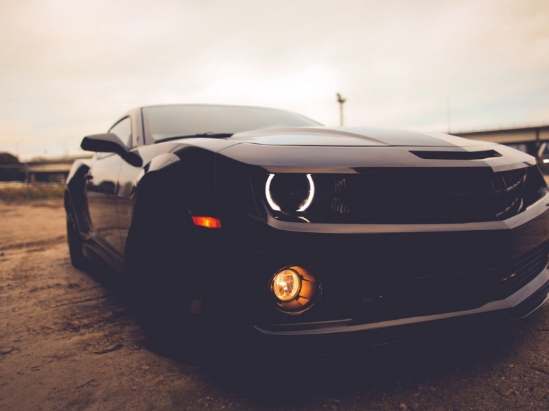 多款高清雪佛兰黑色车灯壁纸 适配多种电脑屏幕尺寸