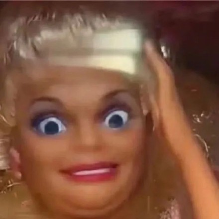 聊天斗图新选择：震惊的芭比表情包合集