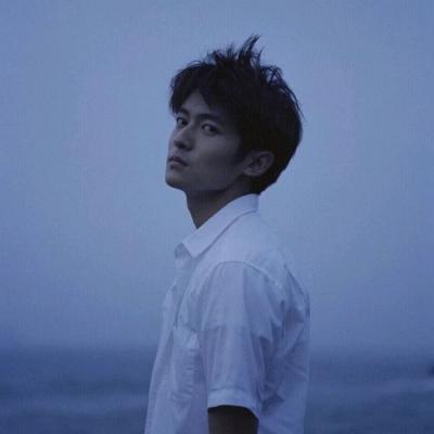 想要氛围感拉满的浪漫情头？这里20组甜蜜款直接带走