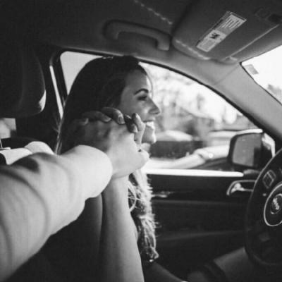 12张高清好看的黑白QQ情侣头像合集