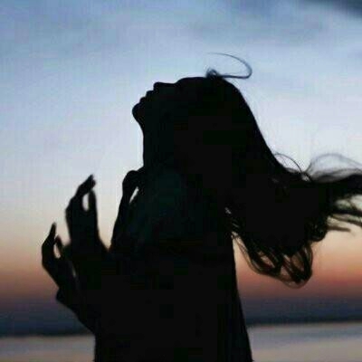 28张高清背影情侣头像 氛围感拉满的QQ情侣专用图