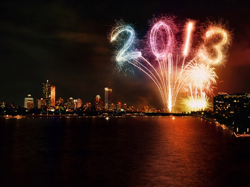 春节烟花主题电脑桌面壁纸上新啦