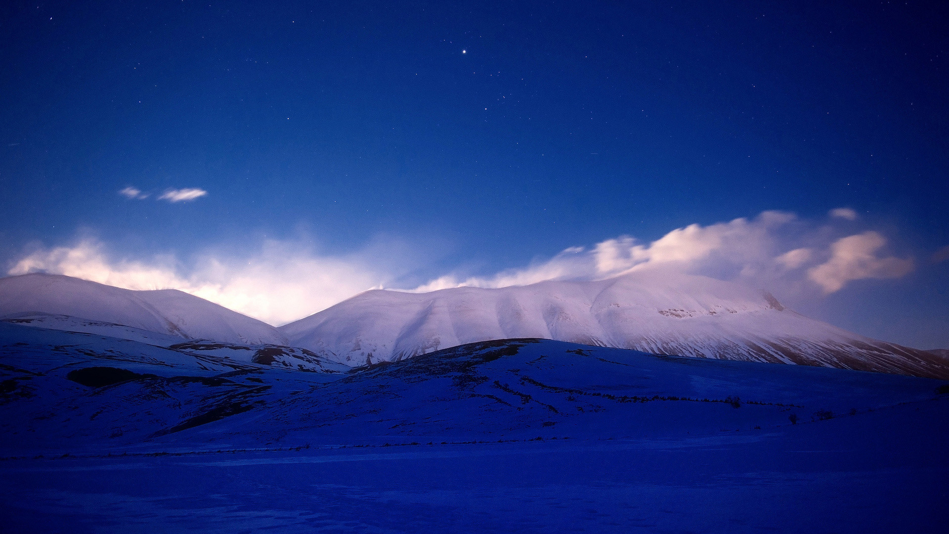 雪后山巅星空！这款宽屏风景壁纸太治愈了