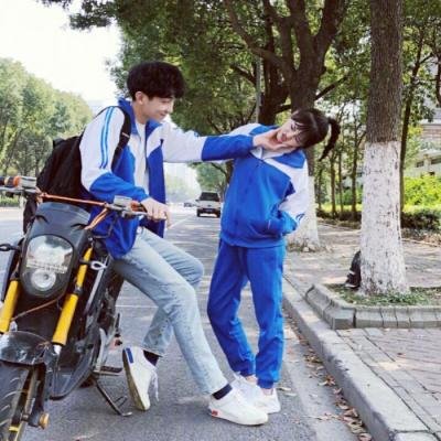 24张高清好看的唯美双人情侣头像合集