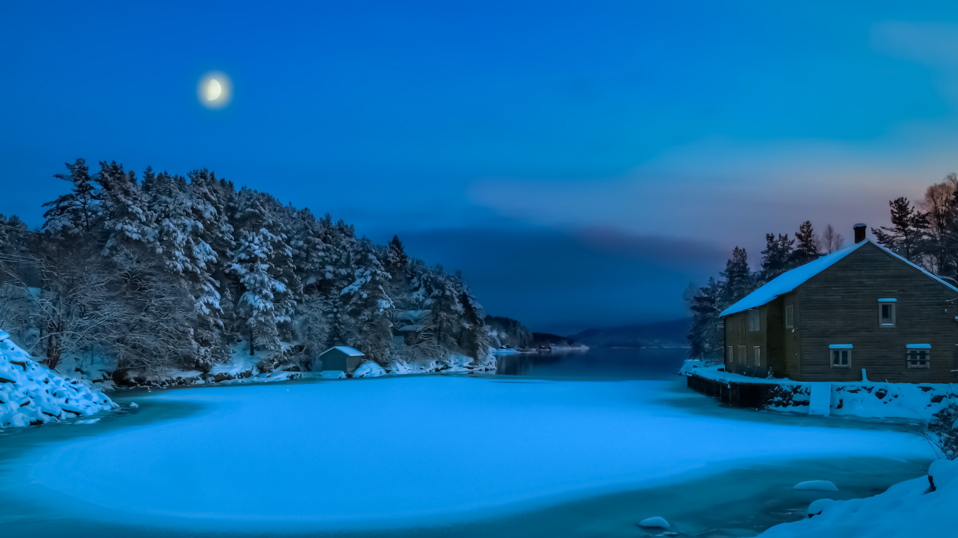 深夜氛围感拉满！挪威海湾小屋电脑壁纸分享