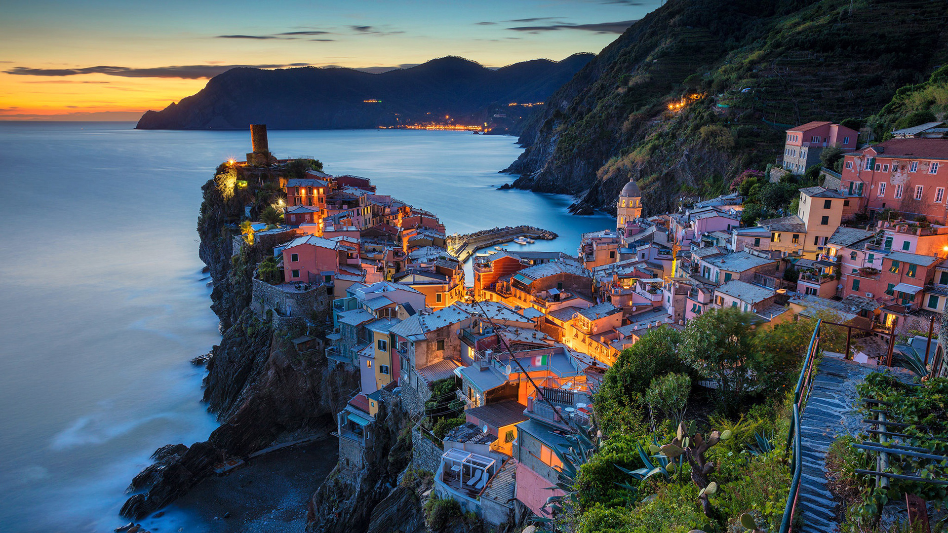 意大利维尔纳扎风光高清壁纸分享