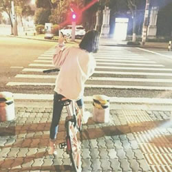 12张超治愈情侣背影头像 一男一女的氛围感拉满