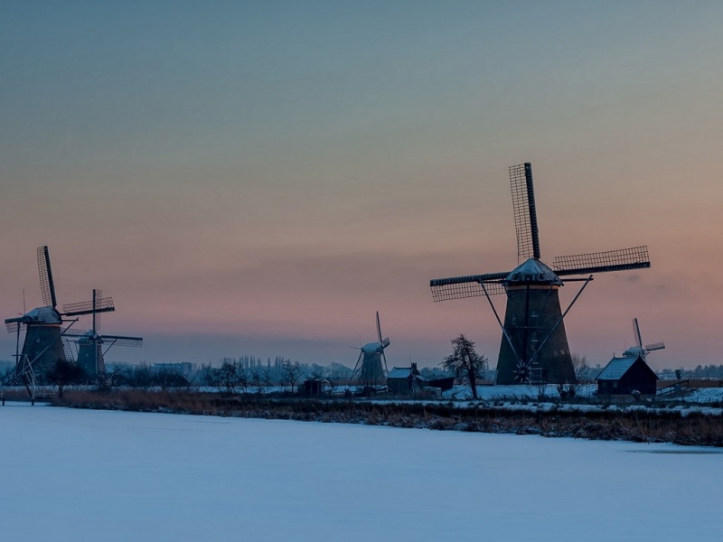 冬日日落风车磨房风景电脑壁纸