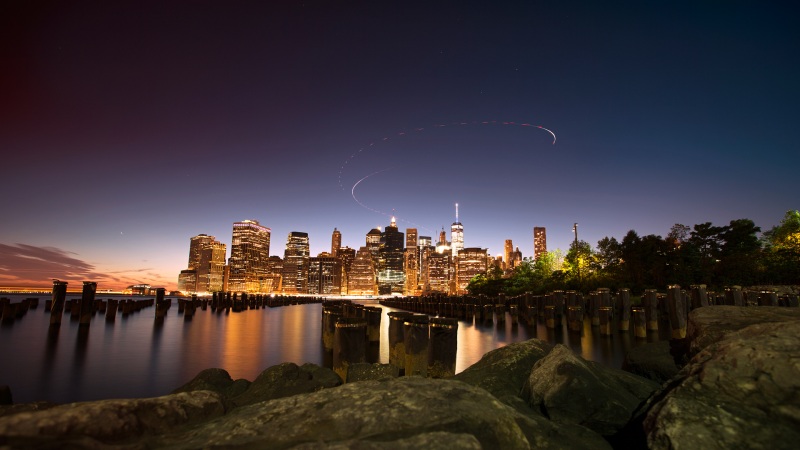 夜晚布鲁克林大桥公园夜景2K电脑动漫壁纸来啦