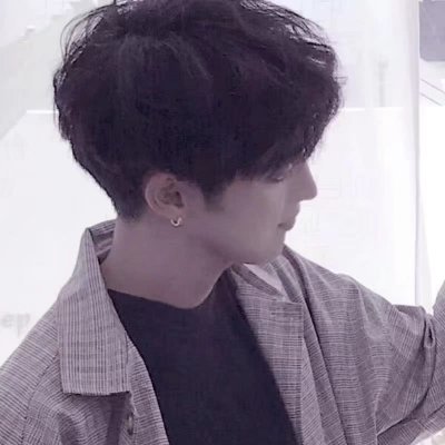 16组高清一男一女唯美QQ情头 好看的情侣头像合集