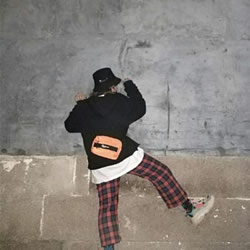 12张超治愈情侣背影头像 一男一女的氛围感拉满