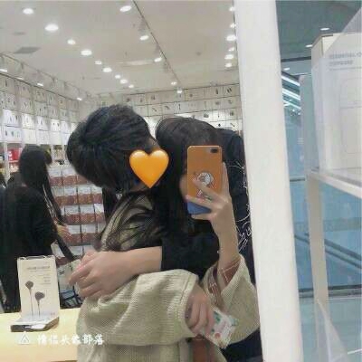 10组不露脸情侣头像 高清一对两张的男女情头来了