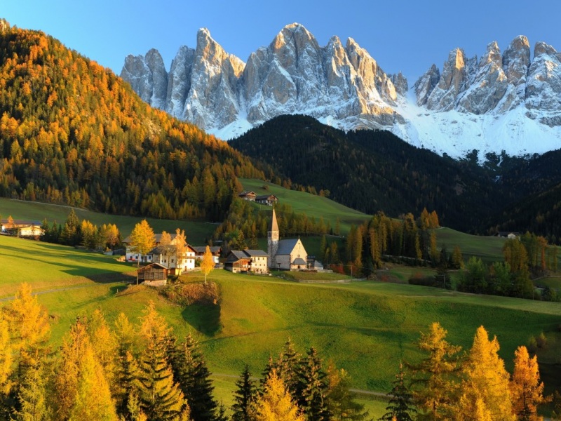 瑞士阿尔卑斯山静谧村庄 这套电脑壁纸太治愈了